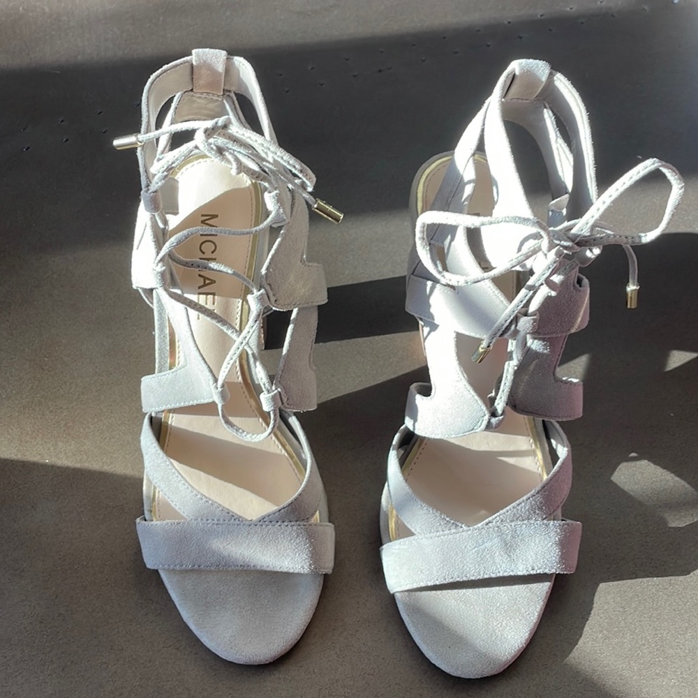 Michael - Size 7 light gray/neutral suede
